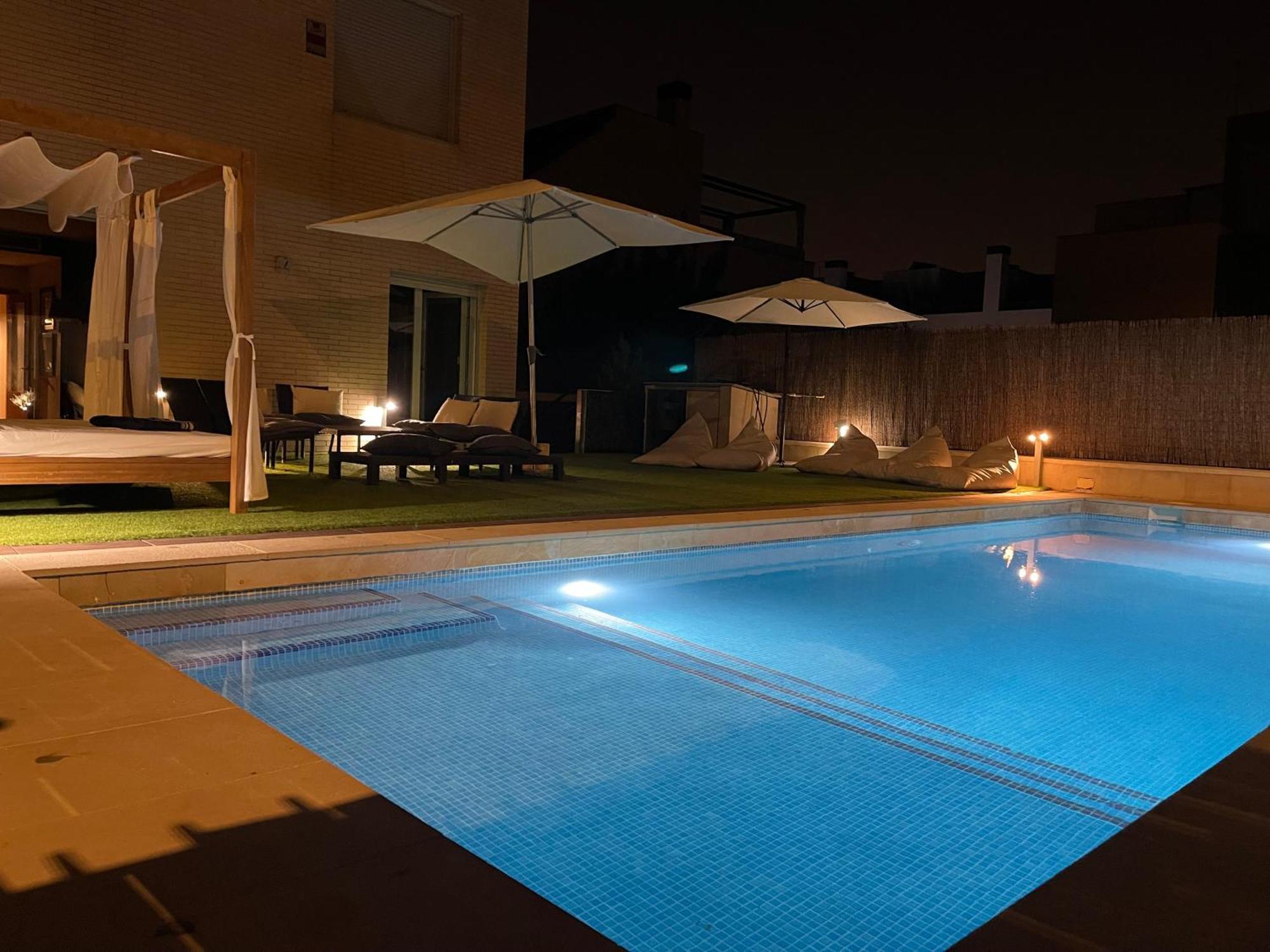 Valdevebas Chalet Con Piscina Madrid Eksteriør billede